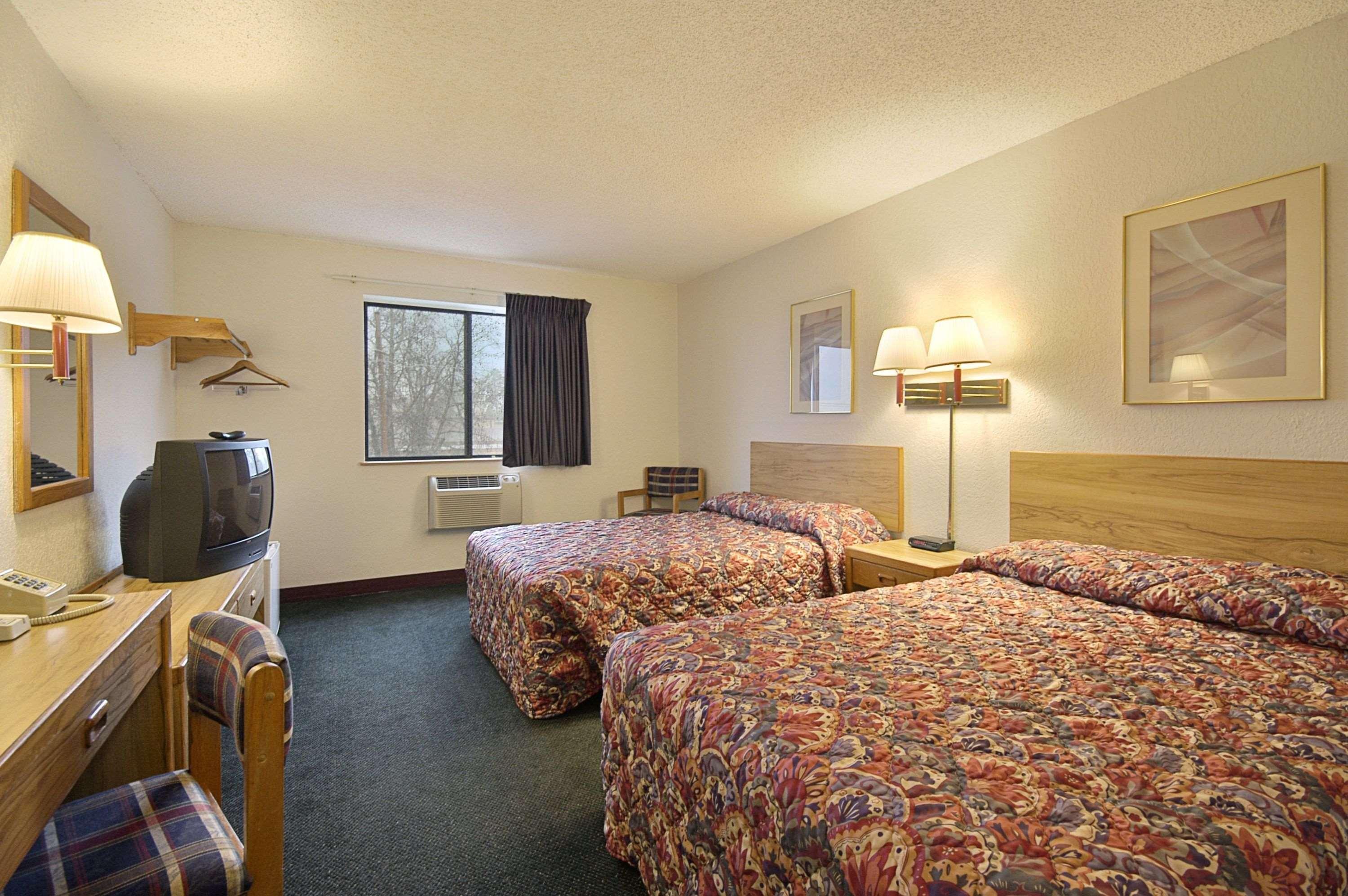Motel Super 8 By Wyndham Rawlins Wyoming Esterno foto