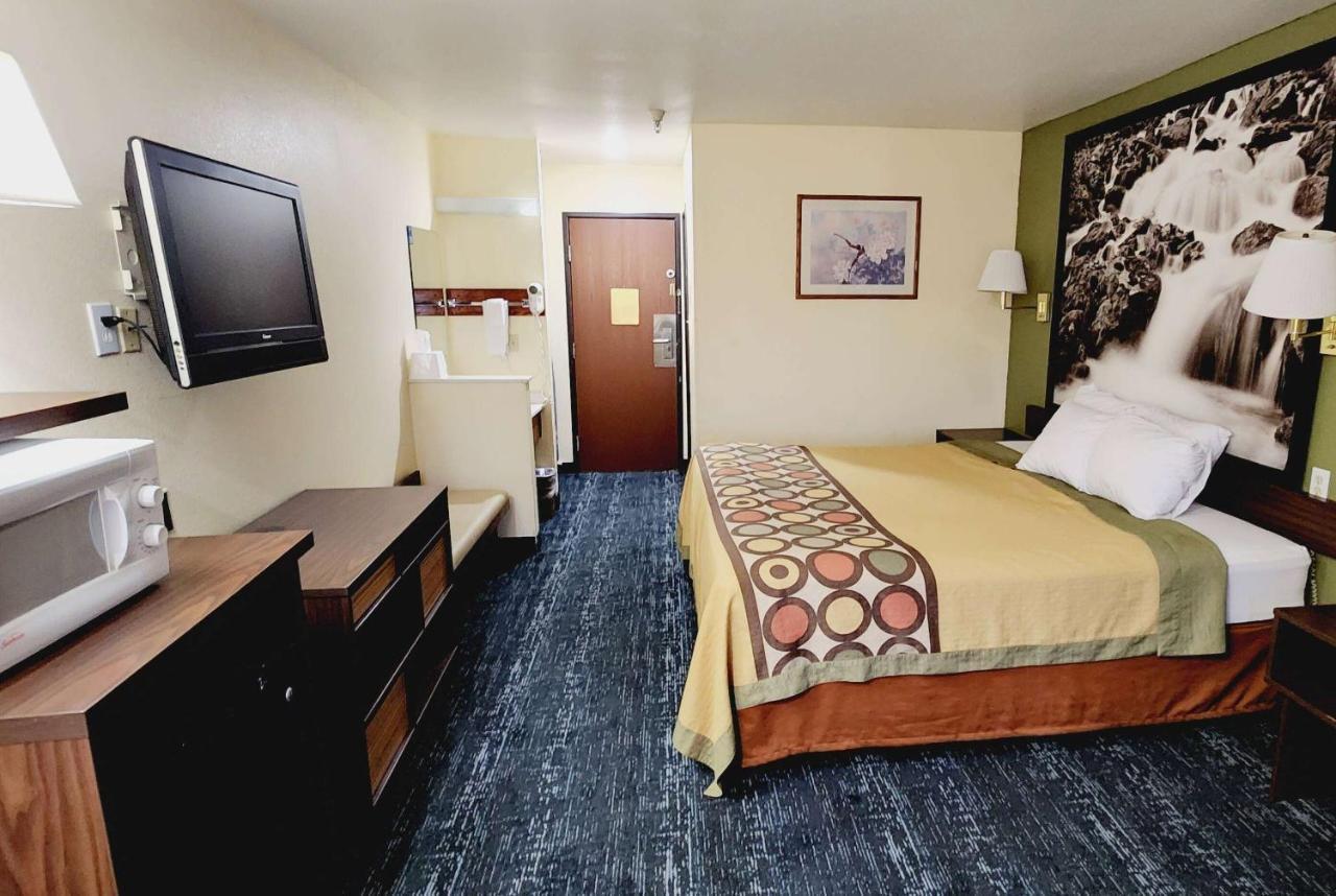 Motel Super 8 By Wyndham Rawlins Wyoming Esterno foto